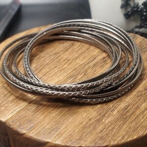 B3236 stack of‎ bracelets